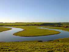 A meander on the River Cuckmere  (http://www.bbc.co.uk/staticarchive/153e8a7e0a6b4785a1ece7689a6be239e81cf299.jpg)