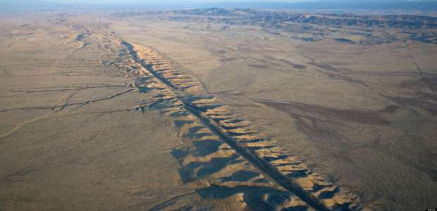 (http://searchoflife.com/wp-content/uploads/2013/11/san-andreas-fault.jpg)