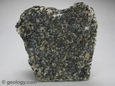 (http://geology.com/rocks/pictures/gabbro.jpg)